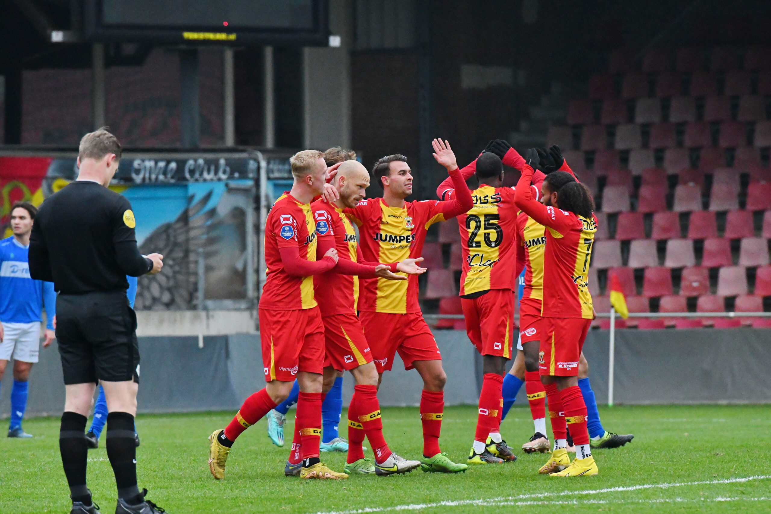 Go Ahead Eagles Fc Den Bosch (5) Wout Van Zoeren